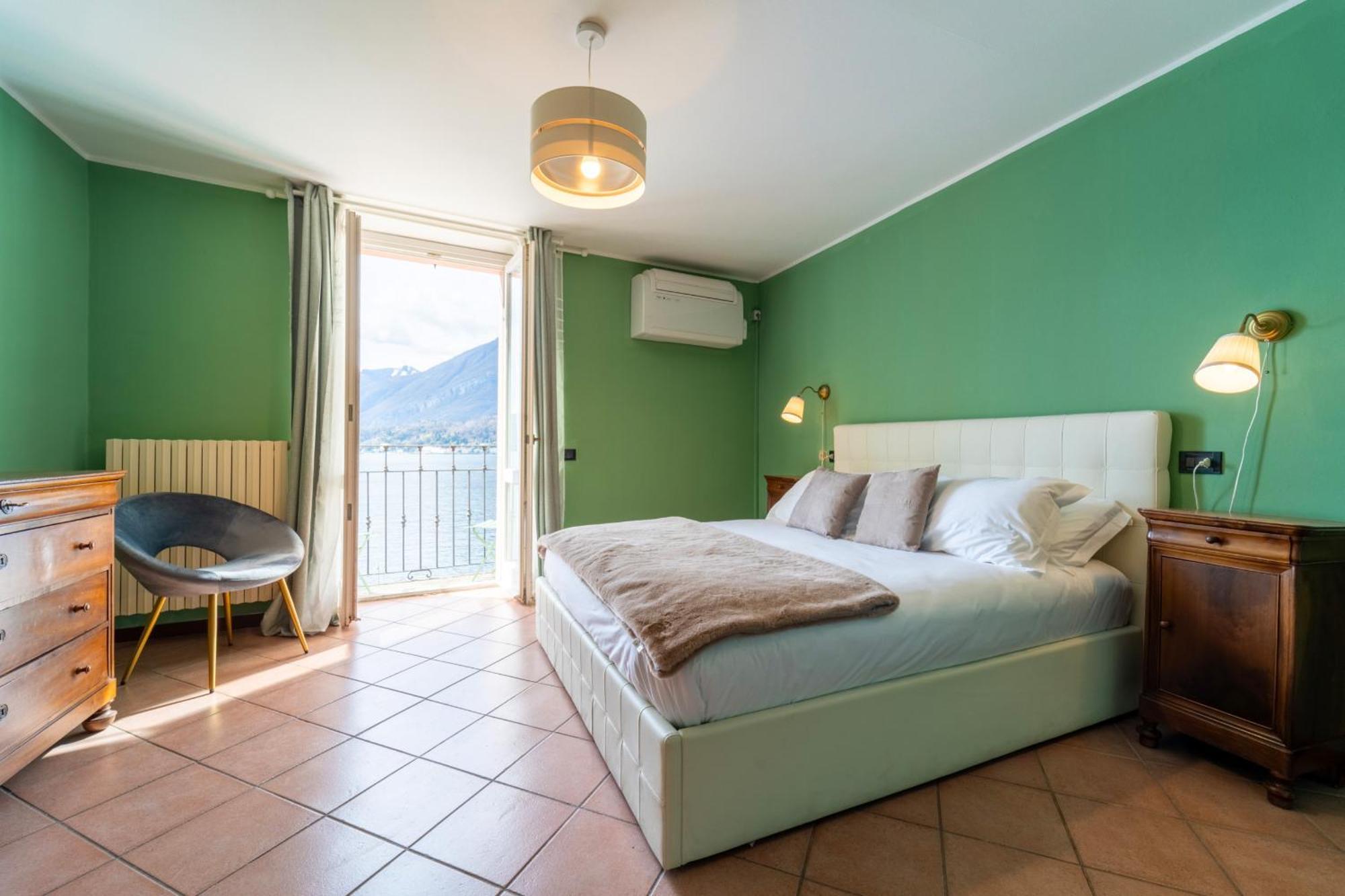 Lakefront Retreat By Wonderful Italy Беладжо Екстериор снимка